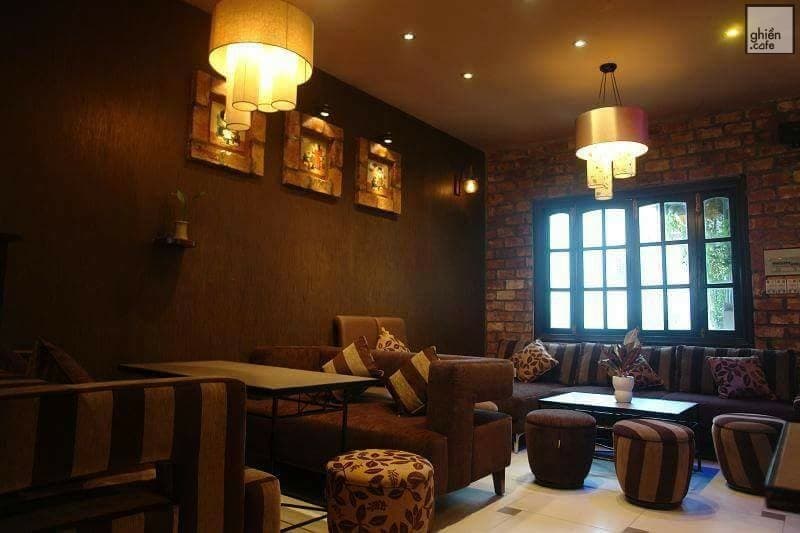 Lãng Cafe - Image 1